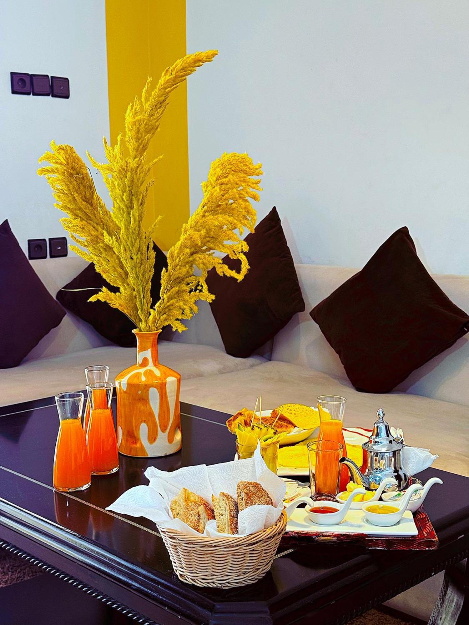 Chay - Appartements A Ouarzazate Exterior photo